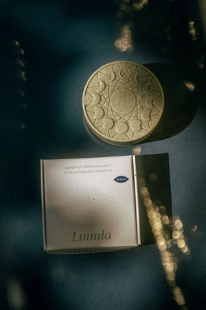 Strengthening bar shampoo - Lunula